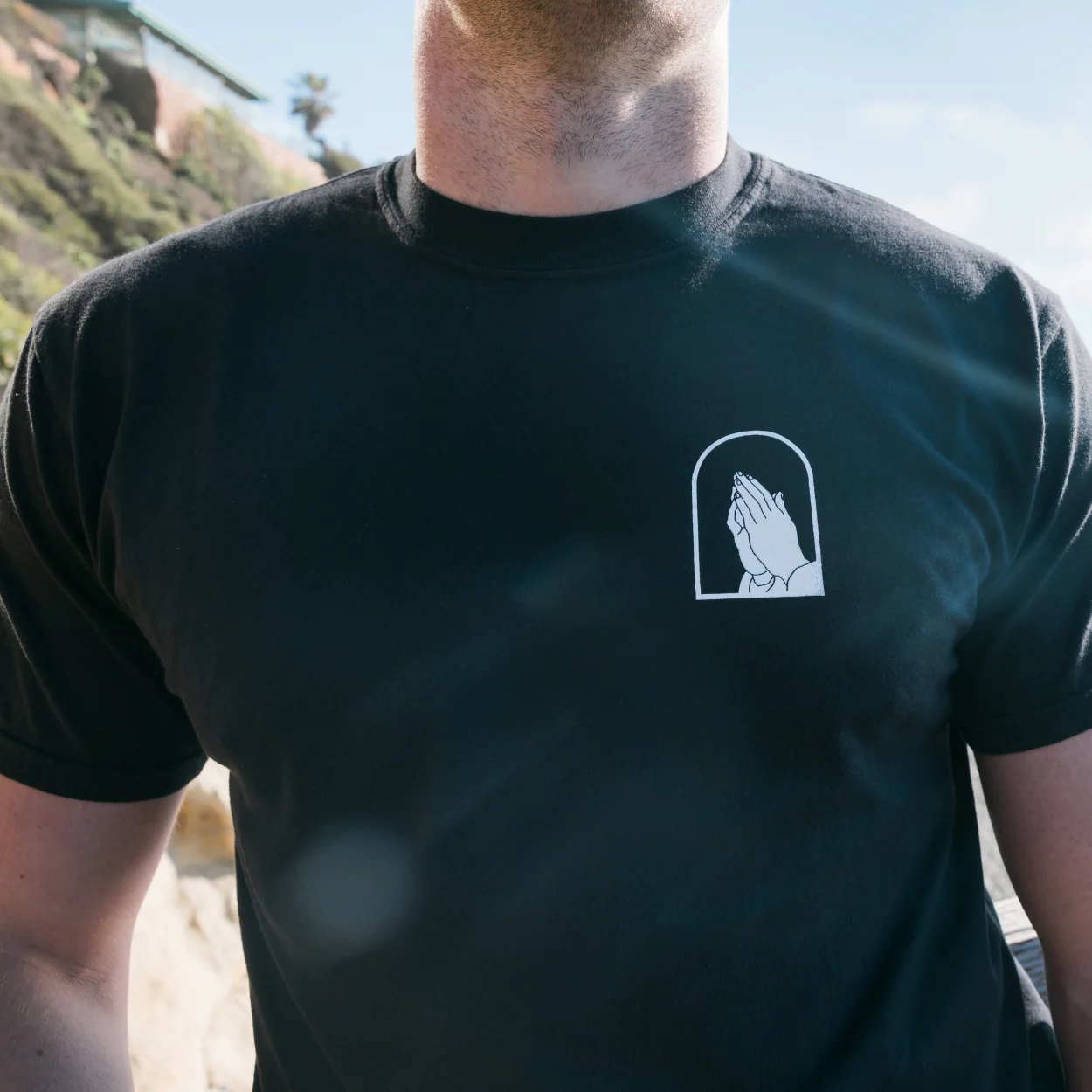 I FIGHT ON MY KNEES - Tee (Black) - Image 4